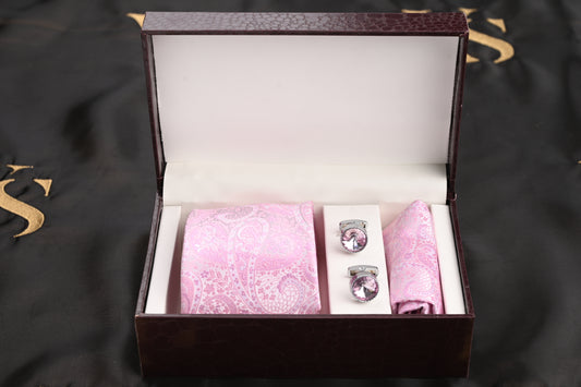 TIE/POCKET SQUARE/CUFFLINKS SET